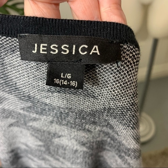 𝅺JESSICA Southwestern Black White printed Tribal Jersey Knit Cardigan Wrap L - Picture 11 of 11